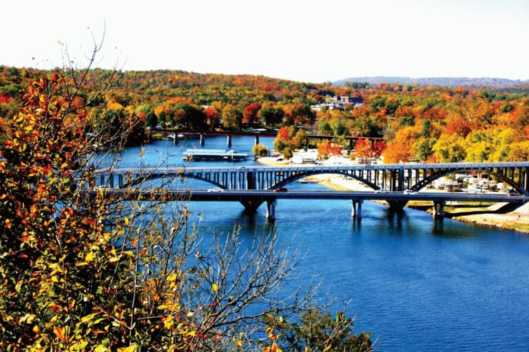 LakeTaneycomo-Fall